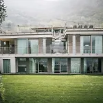 Bellagio Village مانديلو ديل لاريو