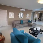 فندق Bellagio Village مانديلو ديل لاريو