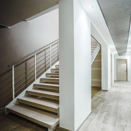 מלון Bellagio Village מנדלו דל לאריו