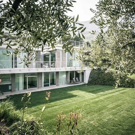 Bellagio Village מלון מנדלו דל לאריו