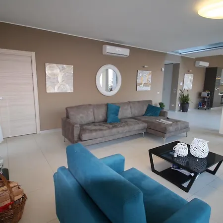 מלון Bellagio Village מנדלו דל לאריו