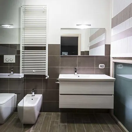 מלון Bellagio Village *