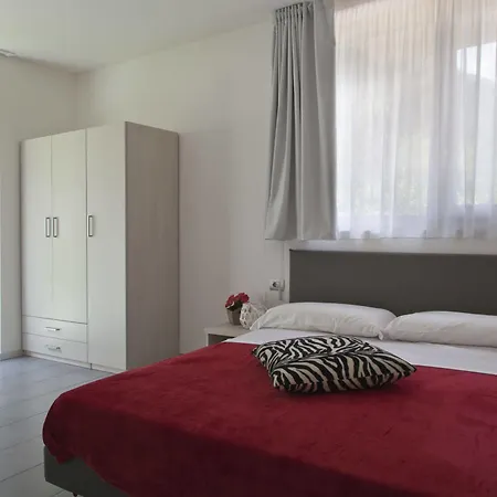 מלון Bellagio Village *