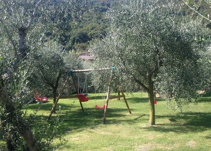 Bellagio Village فندق *